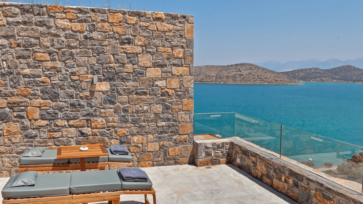 Royal Marmin Bay Boutique & Art Hotel